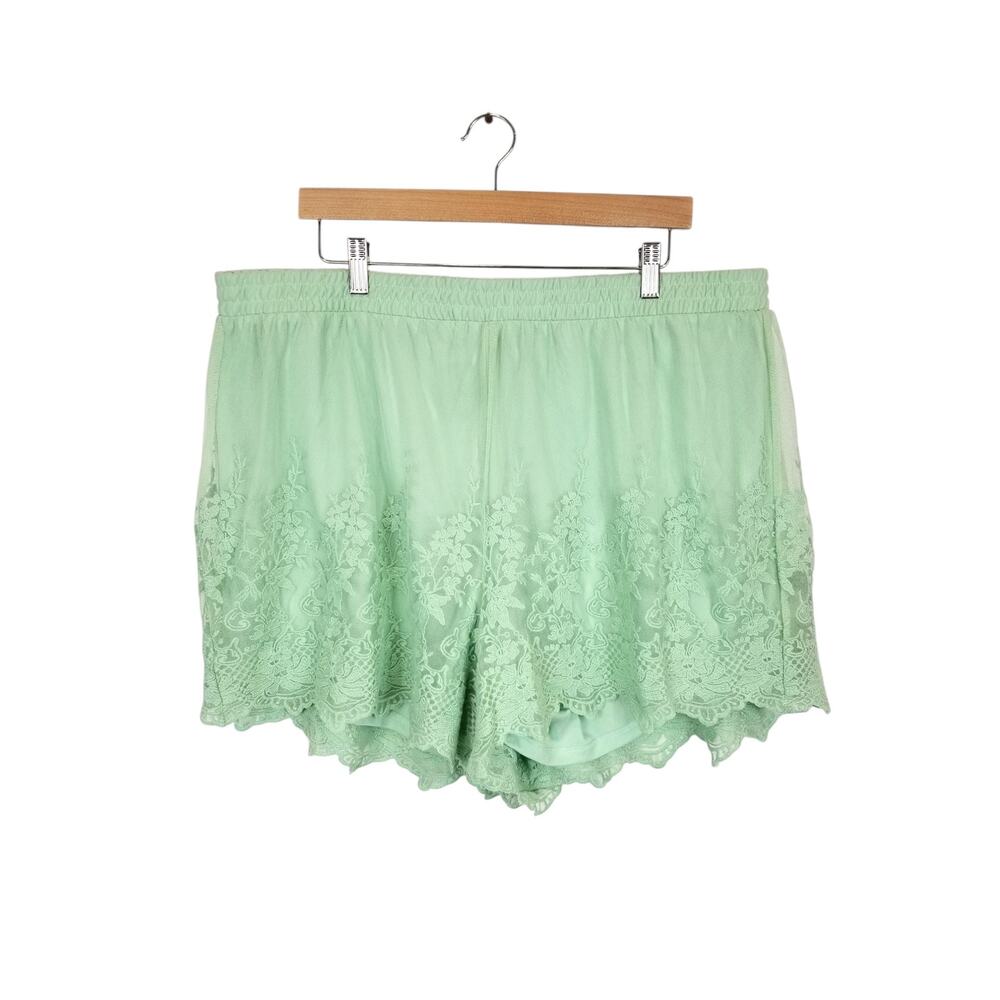 Torrid Women's Mint Green Embroidered Lined Mesh Shorts Size 2X - Picture 2 of 8